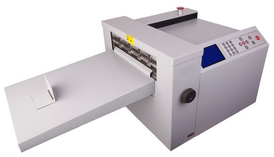 Chine Équipement se plissant de finissage de Digital de machine pour perforer de Creaser de papier fournisseur